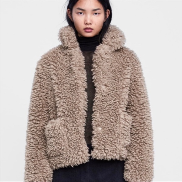 ZARA TEDDY MONGOLIAN CURLY FAUX FUR TAN TEDDY CROP OVERSIZED JACKET SIZE SMALL - Picture 3 of 11
